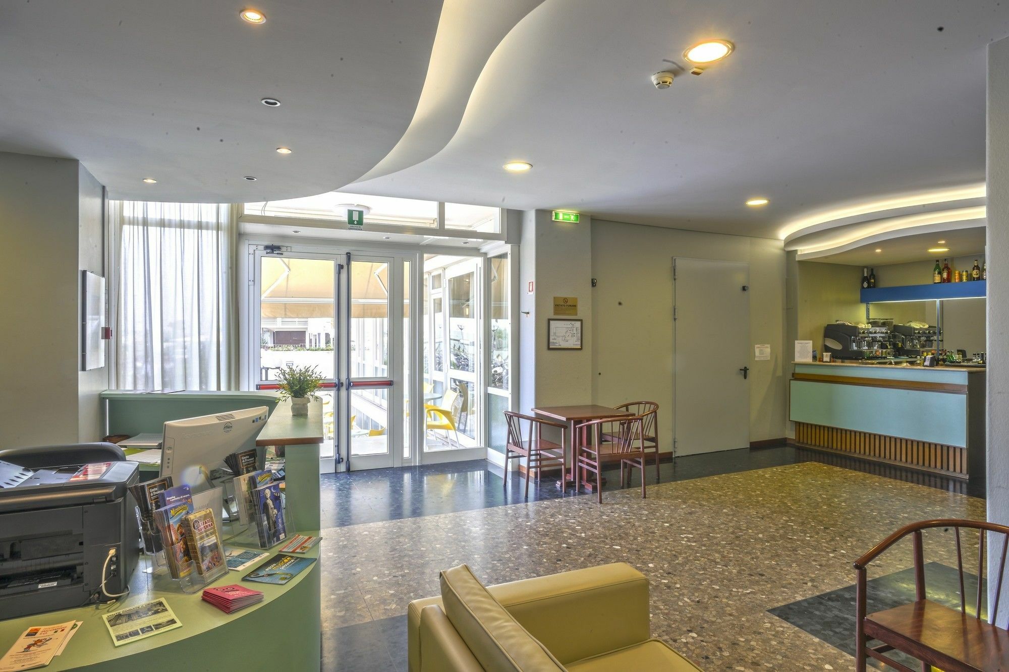 Hotel President'S Pesaro Esterno foto